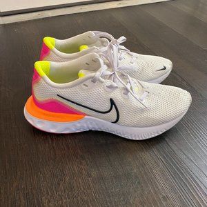 Nike Women's Renew Run